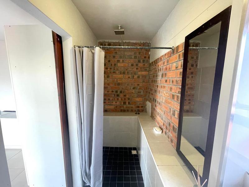 To Let 1 Bedroom Property for Rent in Simons Town Western Cape
